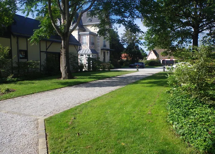 Manoir Des Logis 4* Yvré-lʼÉvêque